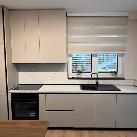 No 21 Luxury Apartment *